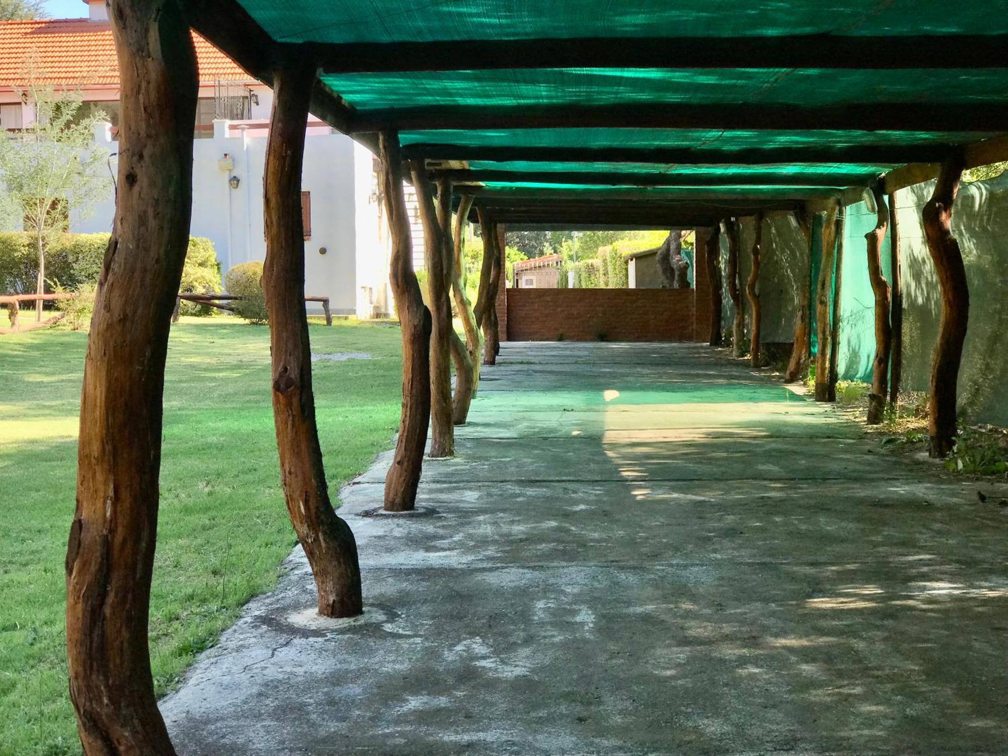 De Cesares Hotel Merlo