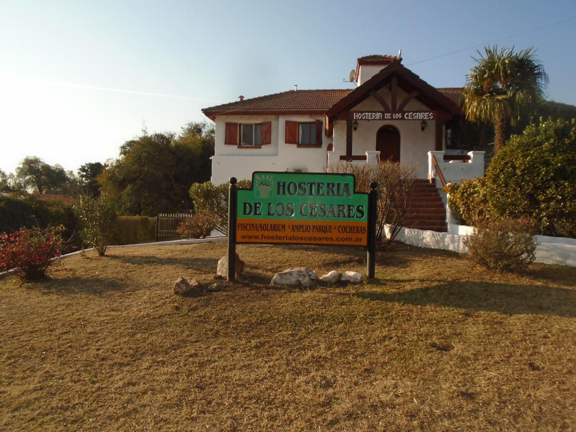 Hotel De Cesares 3*