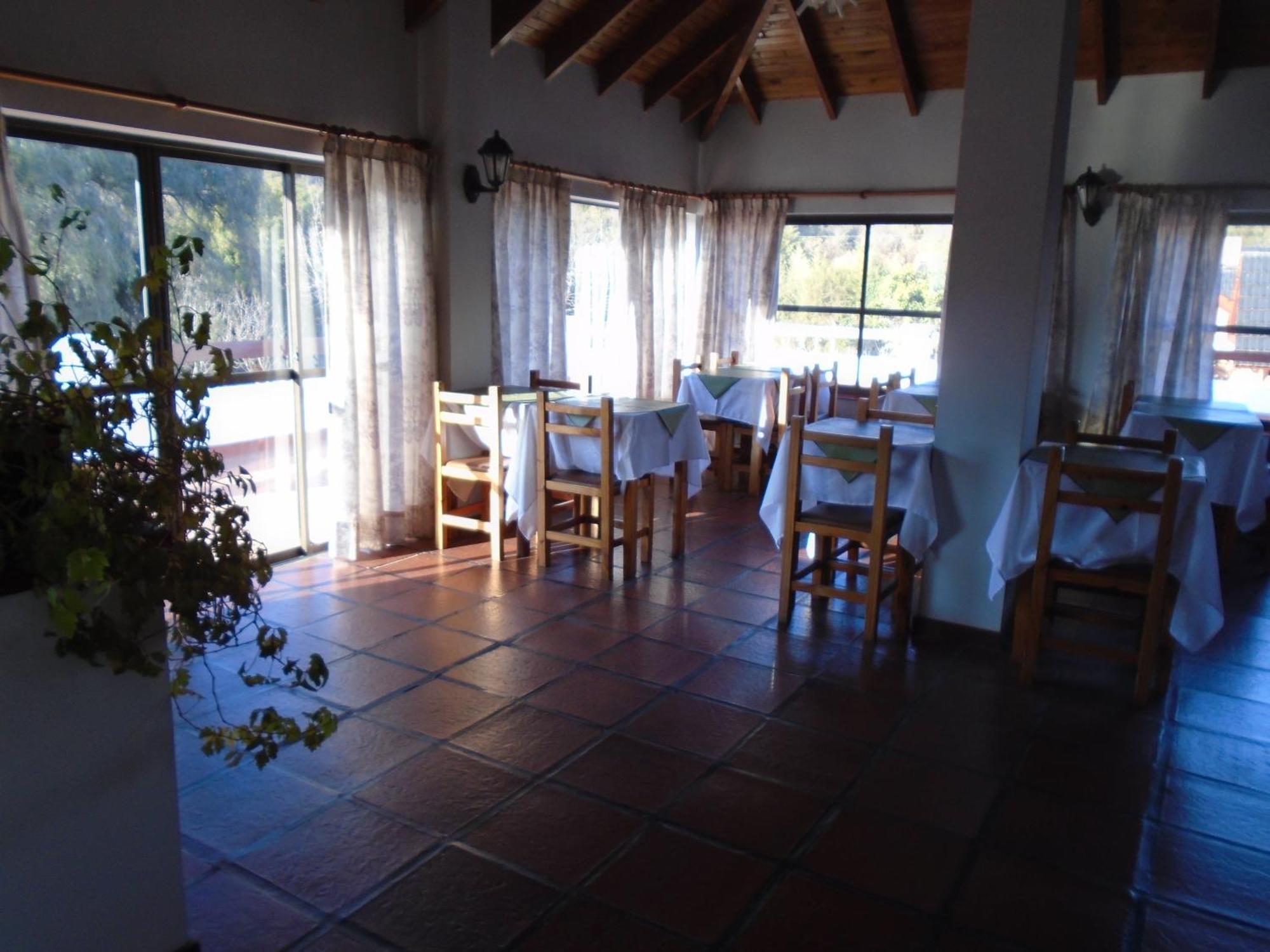 De Cesares Hotel Merlo